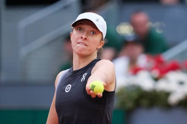 April 28, 2023, Madrid, Spain: Iga Swiatek of Poland plays against Julia Grabher of Austria during the second round on Day Five of the Mutua Madrid Open at La Caja Magica in Madrid. Swiatek win Madrid Spain - ZUMAs197 20230428_zaa_s197_111 Copyright: xAtilanoxGarciax