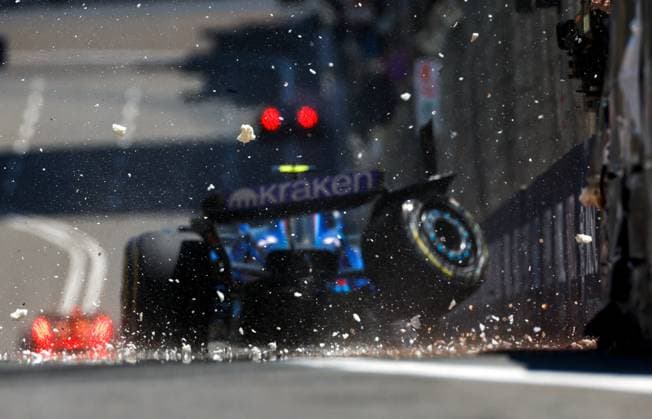 Crash of 2 Logan Sargeant USA, Williams Racing , F1 Grand Prix of Azerbaijan at Baku City Circuit on April 29, 2023 in Baku, Azerbaijan Photo by HOCH ZWEI Baku Azerbaijan