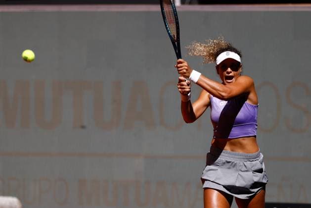 May 1, 2023, MADRID, MADRID, SPAIN: Mayar Sherif of Egypt in action against Elise Mertens of Belgium during the Mutua Madrid Open 2023 celebrated at Caja Magica on May 01, 2023 in Madrid, Spain. MADRID SPAIN - ZUMAa181 20230501_zaa_a181_027 Copyright: xOscarxJ.xBarrosox
