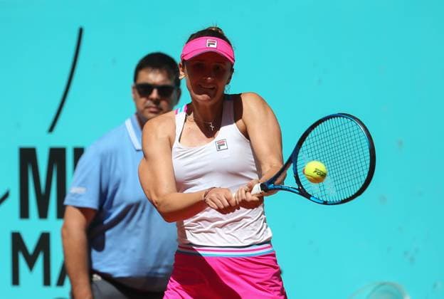 Irina-Camelia Begu of Roumania during the Mutua Madrid Open 2023, ATP, Tennis Herren Masters 1000 tennis tournament on May 1, 2023 at Caja Magica in Madrid, Spain TENNIS : Mutua Madrid Open - 01 05 2023 LaurentLairys Panoramic 