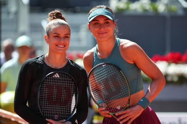 May 1, 2023, MADRID, MADRID, SPAIN: Maria Sakkari of Greece and Paula Badosa of Spain pose for photo during the Mutua Madrid Open 2023 celebrated at Caja Magica on May 01, 2023 in Madrid, Spain. MADRID SPAIN - ZUMAa181 20230501_zaa_a181_194 Copyright: xIrinaxR.xHipolitox