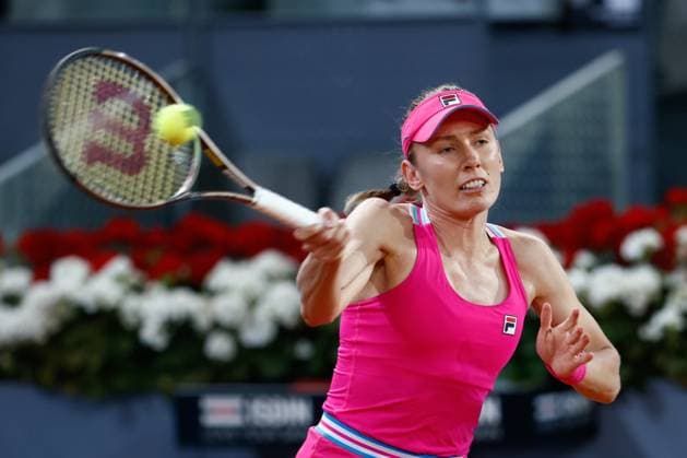 May 1, 2023, MADRID, MADRID, SPAIN: Ekaterina Alexandrova of Russia in action against Iga Swiatek of Poland during the Mutua Madrid Open 2023 celebrated at Caja Magica on May 01, 2023 in Madrid, Spain. MADRID SPAIN - ZUMAa181 20230501_zaa_a181_398 Copyright: xOscarxJ.xBarrosox