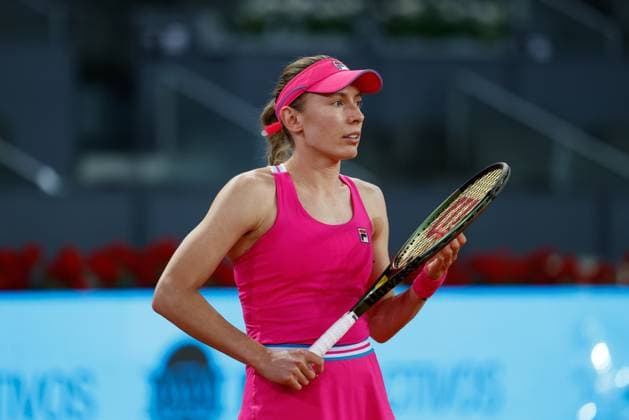 May 1, 2023, MADRID, MADRID, SPAIN: Ekaterina Alexandrova of Russia in action against Iga Swiatek of Poland during the Mutua Madrid Open 2023 celebrated at Caja Magica on May 01, 2023 in Madrid, Spain. MADRID SPAIN - ZUMAa181 20230501_zaa_a181_421 Copyright: xOscarxJ.xBarrosox