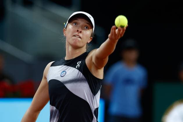 May 1, 2023, MADRID, MADRID, SPAIN: Iga Swiatek of Poland in action against Ekaterina Alexandrova of Russia during the Mutua Madrid Open 2023 celebrated at Caja Magica on May 01, 2023 in Madrid, Spain. MADRID SPAIN - ZUMAa181 20230501_zaa_a181_427 Copyright: xOscarxJ.xBarrosox