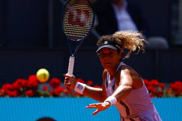 May 2, 2023, MADRID, MADRID, SPAIN: Mayar Sherif of Egypt in action against Aryna Sabalenka of Belarus during the Mutua Madrid Open 2023 celebrated at Caja Magica on May 02, 2023 in Madrid, Spain. MADRID SPAIN - ZUMAa181 20230502_zaa_a181_069 Copyright: xOscarxJ.xBarrosox