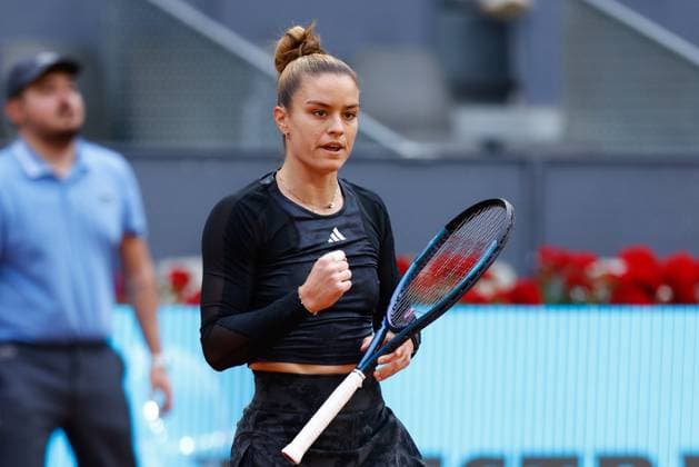 May 2, 2023, MADRID, MADRID, SPAIN: Maria Sakkari of Greece in action against Irina Camelia Begu of Romania during the Mutua Madrid Open 2023 celebrated at Caja Magica on May 02, 2023 in Madrid, Spain. MADRID SPAIN - ZUMAa181 20230502_zaa_a181_341 Copyright: xOscarxJ.xBarrosox