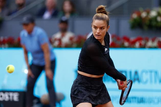 May 2, 2023, MADRID, MADRID, SPAIN: Maria Sakkari of Greece in action against Irina Camelia Begu of Romania during the Mutua Madrid Open 2023 celebrated at Caja Magica on May 02, 2023 in Madrid, Spain. MADRID SPAIN - ZUMAa181 20230502_zaa_a181_355 Copyright: xOscarxJ.xBarrosox