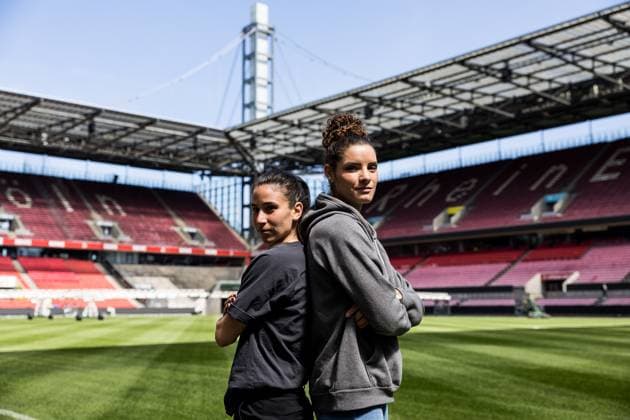 Finalists Talk DFB Womens Cup Final Hasret Kayikci SC Freiburg and Dominique Janssen VfL Wolfsburg at RheinEnerGieStadion Finalists Talk DFB Womens Cup Final, Cologne, RheinenergieStadion Copyright: xBEAUTIFULxSPORTS Wunderlx