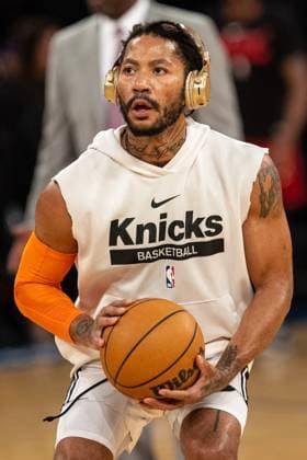 Miami Heat vs New York Knicks New York City, NY, May, 2, 2023, Miami Heat vs New York Knicks, NBA, Basketball Herren, USA playoffs round 2, game 2, Season 2022-23, at the Madison Square Garden, New York Knicks, Derrick Rose, New York City United States of America