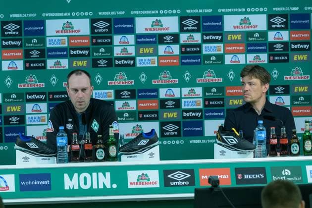 GER, 1 FBL, Werder Bremen PK 04 05 2023, wohninvest Weserstadion PK Room, Bremen, GER, 1 FBL, Werder Bremen PK Mixedzone Ole Werner SV Werder Bremen coach sitting at podium in media room during press conference before Bayern game nordphotoxGmbHxx xKokenge nph00001