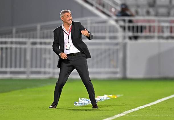 Al-Sadd SC v Al-Duhail SC - Qatar Stars League 2023 Head coach of Al-Duhail SC Hernan Jorge Crespo during the QNB Stars League match between Al-Sadd SC and Al-Duhail SC at the Abdullah bin Khalifa Stadium in Doha, Qatar on 04 May 2023. Al-Sadd SC won 3-1 DOHA Qatar  Copyright: xNoushadxThekkayilx originalFilename:varittyakkal-alsaddsc230505_npnwd.jpg