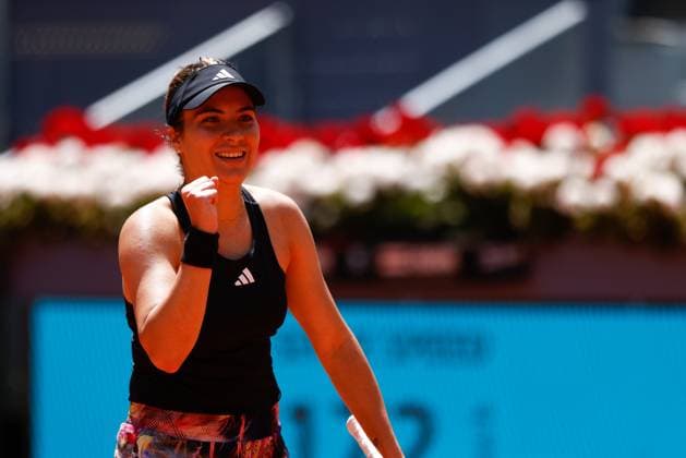 May 5, 2023, MADRID, MADRID, SPAIN: Elena-Gabriela Ruse of Romania plays doubles with Marta Kostyuk of Ukraine against Coco Gauff and Jessica Pegula of United States during the Mutua Madrid Open 2023 celebrated at Caja Magica on May 05, 2023 in Madrid, Spain. MADRID SPAIN - ZUMAa181 20230505_zaa_a181_016 Copyright: xOscarxJ.xBarrosox
