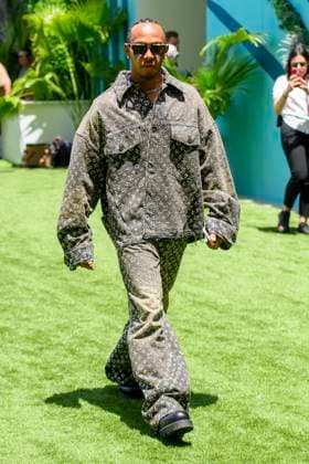 5th May 2023: Miami International Autodrome, Miami Gardens, Florida, USA: Formula 1 Crypto.com Miami Grand Prix 2023: Free Practice Day: Mercedes-AMG PETRONAS driver Lewis Hamilton arrives at the Paddock.  ActionPlus12505115 DouglasxMurray
