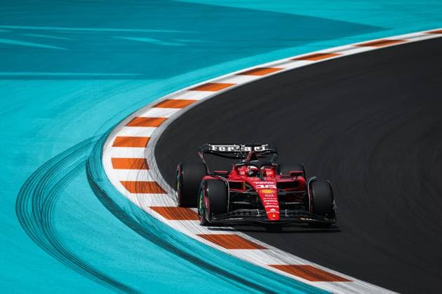 Sport Bilder des Tages 16 LECLERC Charles (mco), Scuderia Ferrari SF-23, action during the Formula 1 Crypto.com Miami Grand Prix 2023, 5th round of the 2023 Formula One World Championship, WM, Weltmeisterschaft from May 05 to 07, 2023 on the Miami International Autodrome, in Miami Gardens, Florida, United States of America - F1 - MIAMI GRAND PRIX 2023 DPPI Panoramic  00122010_AV3_6097