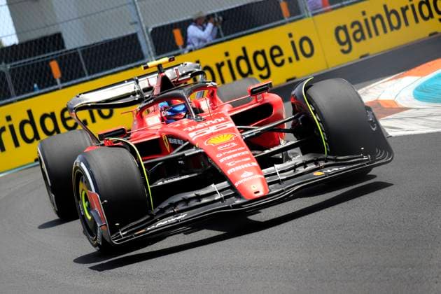 MIAMI GARDENS, FL - MAY 05: Scuderia Ferrari driver Carlos Sainz 55 enters turn 16 during practice for the Formula 1 Crypto.com Miami Grand Prix on May 5, 2023 at Miami International Autodrome in Miami gardens, FL. (Photo by Jeff Robinson Icon Sportswire) AUTO: MAY 05 F1 Crypto.com Miami Grand Prix EDITORIAL USE ONLY Icon2305059711