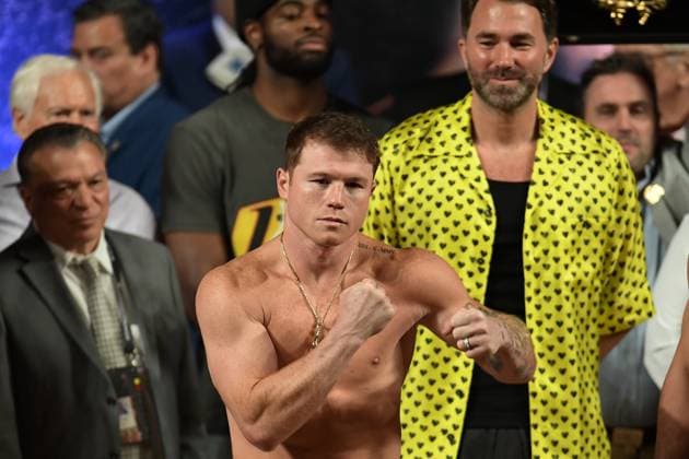 RECORD DATE NOT STATED Boxeo 2023 Saul -Canelo- Alvarez (MEX) vs John Ryder (ENG) Weigh-in ceremony Saul -Canelo- Alvarez (MEX) and Mexican Singer Beto Vega during the weigh-in ceremony prior to the fight The King Coming Home for the Super Middleweight titles, endorsed by the World Boxing Council (WBC), the World Boxing Organization (WBO), the World Boxing Association (WBA) and the International Boxing Federation (IBF), at Santos Degollado Theater, on May 5, 2023. <br><br> Saul -Canelo- Alvarez (MEX) y el Cantante Mexicano Beto Vega durante la ceremonia de pesaje previo a la pelea The King Coming Home por los titulos Supermedio, avalados por el Consejo Mundial de Boxeo (CMB), la Organizacion Mundial de Boxeo (OMB), la Asociacion Mundial de Boxeo (AMB) y la Federacion Internacional de Boxeo (IBF), en el Teatro Santos Degollado, el 05 de Mayo de 2023. GUADALAJARA JALISCO MEXICO Copyright: xAdrianxMaciasx 20230505155749_BOX_2023_ALV_RYD_WEIGH_ALVAREZ56