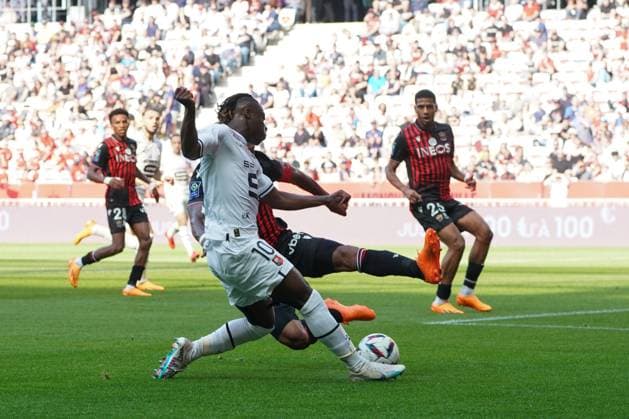 Jeremy Doku (Stade Rennais) - Melvin Bard (OGC Nice) FOOTBALL : OGC Nice vs Stade Rennais - Ligue 1 Uber Eats - Nice - 06 05 2023 NorbertScanella Panoramic 
