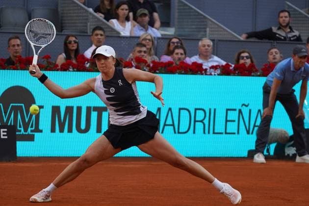 Iga Swiatek POL vs Aryna Sabalenka BY during the women s tennis final of the Mutua Madrid Open, Madrid May 06, 2023 Cordon Press