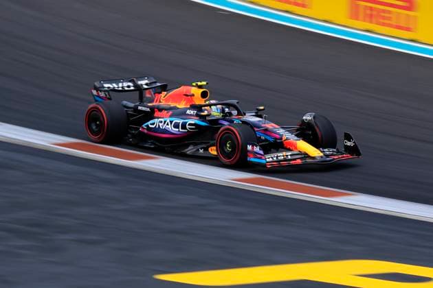 MIAMI GARDENS, FL - MAY 06: Oracle Red Bull Racing driver Sergio Perez 11 races through turn 8 during practice for the Formula 1 Crypto.com Miami Grand Prix on May 6, 2023 at Miami International Autodrome in Miami Gardens, FL. (Photo by Jeff Robinson Icon Sportswire) AUTO: MAY 06 F1 Crypto.com Miami Grand Prix EDITORIAL USE ONLY Icon23050644861