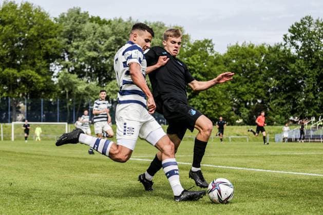 Sports, Football, A Junior Bundesliga Season 2022 2023 Special Match Round Group A 1 Matchday MSV Duisburg U19 TSG 1899 Hoffenheim U19 07 05 2023, Training Ground MSV Duisburg Zweikampf Duisburg Training Ground MSV Duisburg Nordrhein Westfahlen Germany