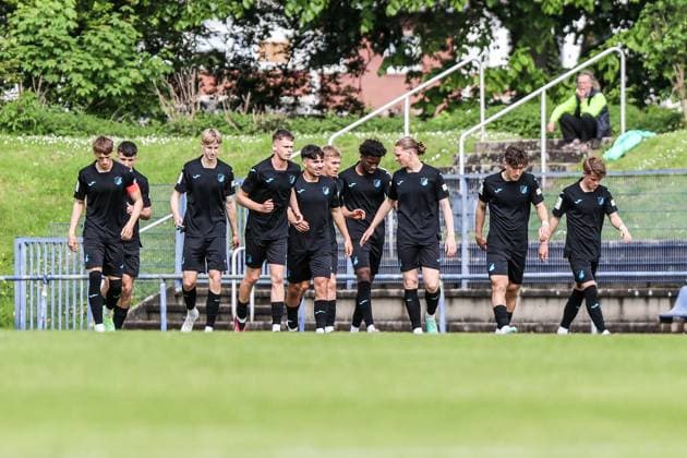 Sports, Football, A Junior Bundesliga Season 2022 2023 Special Match Round Group A 1 Matchday MSV Duisburg U19 TSG 1899 Hoffenheim U19 07 05 2023, Training Ground MSV Duisburg Goal celebration TSG 1899 Hoffenheim after scoring 1 0 Duisburg Training Ground MSV Duisburg Nordrhein Westfahlen Germany