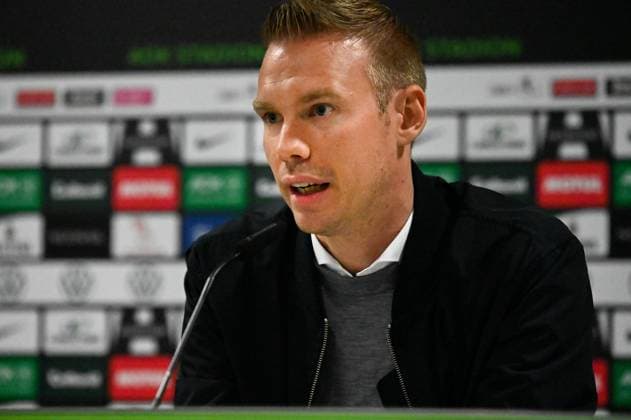 Soccer I Women I Season 2022 2023 I 19 Matchday I VfL Wolfsburg 1 FC Köln I 07 05 2023 Tommy Stroot coach, VfL Wolfsburg after the game at the press conference cut-out, close-up, portrait, single photo, single image, body Wolfsburg AOK Stadium Lower Saxony Germany Copyright: xLobeca InesxHähnelx