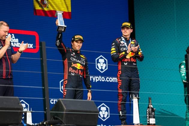 Podium: PEREZ Sergio (mex), Red Bull Racing RB19, VERSTAPPEN Max (ned), Red Bull Racing RB19, portrait, during the Formula 1 Crypto.com Miami Grand Prix 2023, 5th round of the 2023 Formula One World Championship, WM, Weltmeisterschaft from May 05 to 07, 2023 on the Miami International Autodrome, in Miami Gardens, Florida, United States of America - F1 - MIAMI GRAND PRIX 2023 - RACE DPPI Panoramic 20230507_GOOD9125