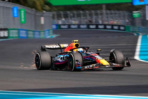 MIAMI GARDENS, FL - MAY 07: Oracle Red Bull Racing driver Sergio Perez 11 enters turn 6 during the running of the Formula 1 Crypto.com Miami Grand Prix at Miami International Autodrome in Miami Gardens, FL. (Photo by Jeff Robinson Icon Sportswire) AUTO: MAY 07 F1 Crypto.com Miami Grand Prix EDITORIAL USE ONLY Icon23050740771