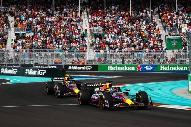 01 VERSTAPPEN Max (nld), Red Bull Racing RB19, 11 PEREZ Sergio (mex), Red Bull Racing RB19, action during the Formula 1 Crypto.com Miami Grand Prix 2023, 5th round of the 2023 Formula One World Championship, WM, Weltmeisterschaft from May 05 to 07, 2023 on the Miami International Autodrome, in Miami Gardens, Florida, United States of America - F1 - MIAMI GRAND PRIX 2023 - RACE DPPI Panoramic 00122011_AV6_3016