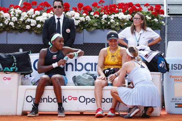 (L-R) Coco Gauff, Jessica Pegula (USA), Victoria Azarenka (BLR), MAY 7, 2023 - Tennis : Gauff, Pegula and Azarenka talk after doubles final match on the WTA, Tennis Damen 1000 tournaments Mutua Madrid Open tennis tournament at the Caja Magica in Madrid, Spain. Noxthirdxpartyxsales  (217897479)