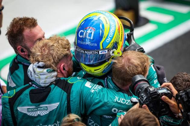 14 Fernando Alonso ESP, Aston Martin Aramco Cognizant F1 Team , F1 Grand Prix of Miami at Miami International Autodrome on May 7, 2023 in Miami, United States of America Photo by HOCH ZWEI Miami United States of America