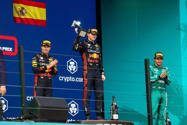 11 Sergio Perez MEX, Oracle Red Bull Racing , 1 Max Verstappen NLD, Oracle Red Bull Racing , 14 Fernando Alonso ESP, Aston Martin Aramco Cognizant F1 Team , F1 Grand Prix of Miami at Miami International Autodrome on May 7, 2023 in Miami, United States of America Photo by HOCH ZWEI Miami United States of America