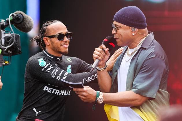 44 Lewis Hamilton GBR, Mercedes AMG Petronas F1 Team , James Todd Smith aka LL Cool J, F1 Grand Prix of Miami at Miami International Autodrome on May 7, 2023 in Miami, United States of America Photo by HOCH ZWEI Miami United States of America