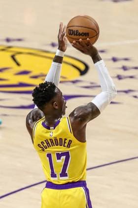 Sport Bilder des Tages LOS ANGELES, CA - MAY 08: Los Angeles Lakers guard Dennis Schroder (17) shoots a jumper during game 4 of the NBA, Basketball Herren, USA Western Conference Semifinals between the Golden State Warriors and the Los Angeles Lakers on May 08, 2023, at Crypto.com Arena in Los Angeles, CA. (Photo by Jevone Moore Icon Sportswire) NBA: MAY 08 NBA Playoffs - Warriors at Lakers EDITORIAL USE ONLY Icon2305087892