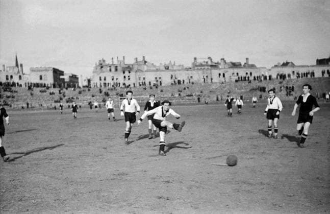 Archive Pictures of the Week SPORT Week 19
