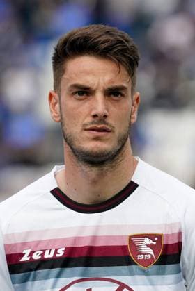 Empoli FC v US Salernitana - Serie A Giulio Maggiore of US Salernitana looks on during the Serie A match between Empoli FC and US Salernitana at Stadio Carlo Castellani, Empoli, Italy on May 8, 2023. Empoli Florence Italy  Copyright: xGiuseppexMaffiax originalFilename:maffia-empolifc230508_nphnT.jpg
