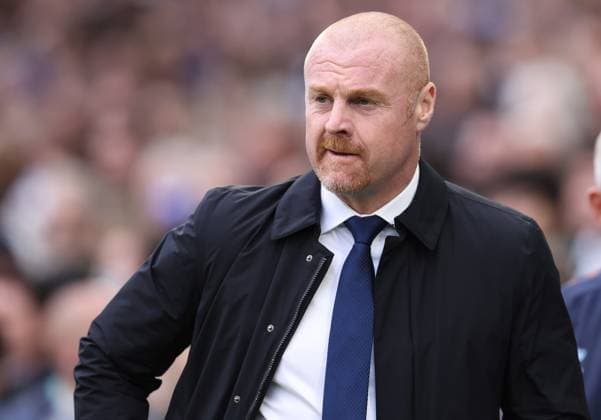 Brighton and Hove, England, 8th May 2023. Sean Dyche, Manager of Everton during the Premier League match at the AMEX Stadium, Brighton and Hove. Picture credit should read: Paul Terry Sportimage EDITORIAL USE ONLY. No use with unauthorised audio, video, data, fixture lists, club league logos or live services. Online in-match use limited to 120 images, no video emulation. No use in betting, games or single club league player publications. SPI-2430-0079