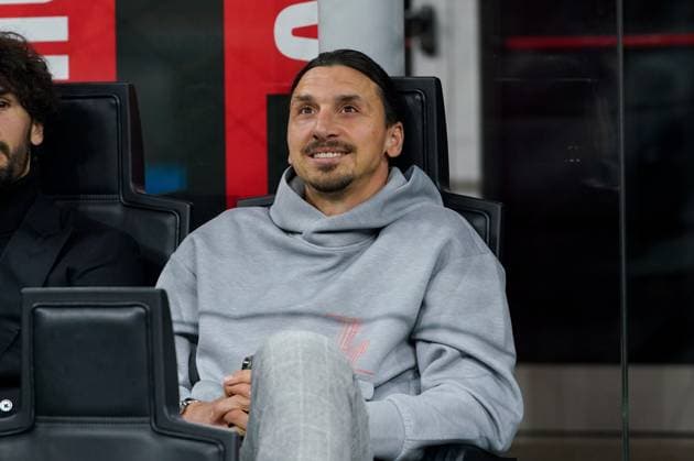 Sport Themen der Woche KW19 Sport Bilder des Tages AC Milan v FC Internazionale : Semi-Final first Leg - UEFA Champions League Zlatan Ibrahimovic of AC Milan looks on during the UEFA Champions League semi-final first leg match between AC Milan and FC Internazionale at Stadio Giuseppe Meazza, on 10 May, 2023 in Milan, Italy. Milan Milan Italy  Copyright: xGiuseppexMaffiax originalFilename:maffia-acmilanv230510_npaoW.jpg