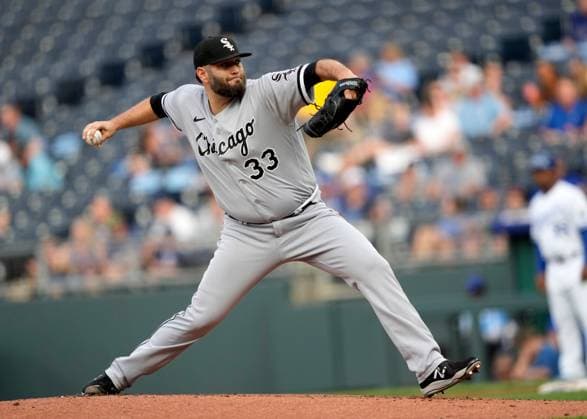 MAY 10, 2023: Chicago White Sox starting pitcher Lance Lynn (33) at Kauffman Stadium Kansas City, Missouri. CSM. Kansas City United States - ZUMAc04_ 20230510_zaf_c04_058 Copyright: xJonxRobichaudx