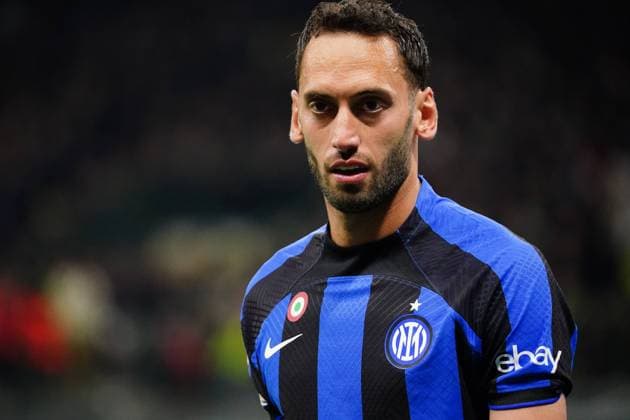 AC Milan v FC Internazionale: Semi-Final First Leg - UEFA Champions League Hakan Calhanoglu (FC Inter) during the UEFA Champions League, Semi-finals, 1st leg football match between AC Milan and FC Internazionale on May 10, 2023 at San Siro stadium in Milan, Italy Milan Italy Italy  Copyright: xLucaxRossinix originalFilename:rossini-acmilanv230510_npMnK.jpg