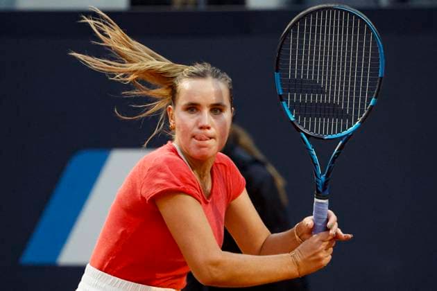 May 11, 2023, ROME, ITALY: Sofia Kenin of US in action during her woman s singles second round match against Aryna Sabalenka of Belarus during the Italian Open tennis tournament in Rome, Italy, 11 May 2023. ANSA FABIO FRUSTACI Italian Open tennis tournament  - ZUMAa110 20230511_zaf_a110_114 Copyright: xFabioxFrustacix