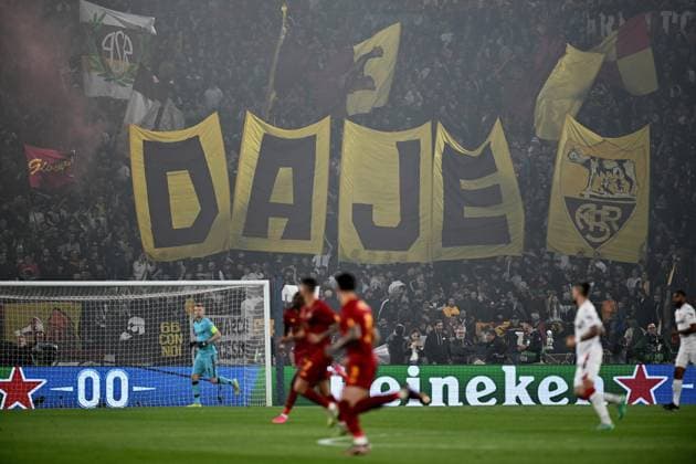 AS Roma supporters during the UEFA Europa League match between AS Roma and Bayer Leverkusen at Stadio Olimpico on May 11, 2023 in Rome, Italy.  Copyright: xGennaroxMasi LiveMediax xipa-agex xLivexMediax 0 IPA_IPA37877148