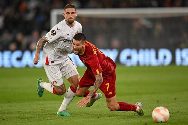 AS RomaÃ¢& x80;& x99;s Lorenzo Pellegrini fall down during semifinal Europe League soccer match between AS Roma vs. Bayern Leverkusen at the Olimpico stadium in Rome, Italy, 11th of May 2023  Copyright: xVinnyxOrlando LiveMediax xipa-agx xLivexMediax 0 IPA_IPA37877347