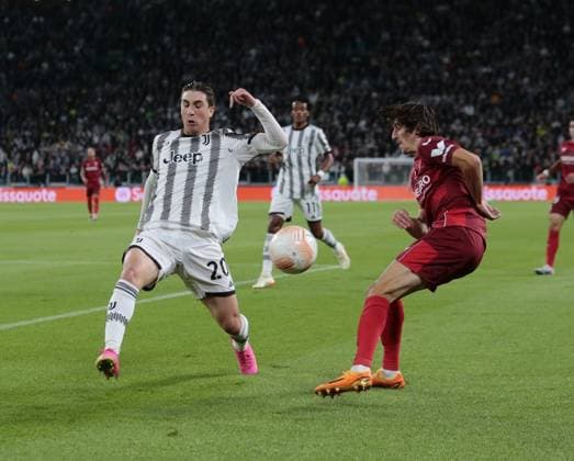 football Europa League match - Semifinal - Juventus FC vs Sevilla FC Fabio Miretti of Juventus and Bryan Gil of Sevilla Fc during the Uefa Europa League semi-final, first leg, football match between Juventus Fc and Sevilla Fc on 11 May 2023 at Allianz Stadium, Turin, Italy. Photo Nderim Kaceli Turin Allianz Stadium Italy Copyright: xNderimxKacelix xLiveMediax LPS_935241