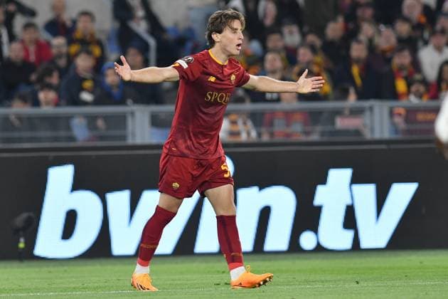 Europa League Roma v Bayer Leverkusen Edoardo Bove of AS Roma during football Europa League Roma v Bayer Leverkusen on May 11st, 2023 in Olympic stadium Rome, Italy. Imago-Images Emmefoto Copyright: xImago-Images Emmefotox