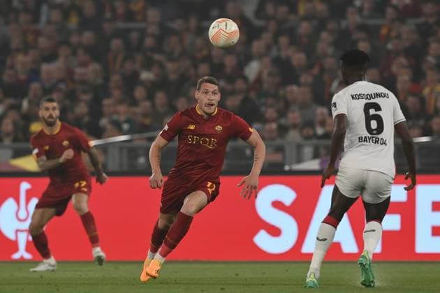 Andrea Belotti (Roma)Odilon Kossounou (Bayer 04 Leverkusen) during the UEFA Europa League 2022 2023 match between Roma 1-0 Leverkusen at Olimpic Stadium on May 11, 2023 in Roma, Italy. Noxthirdxpartyxsales  (218225324)