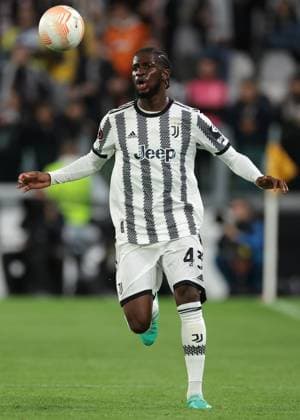 Turin, Italy, 11th May 2023. Samuel Iling-Junior of Juventus during the UEFA Europa League match at Allianz Stadium, Turin. Picture credit should read: Jonathan Moscrop Sportimage EDITORIAL USE ONLY. No use with unauthorised audio, video, data, fixture lists, club league logos or live services. Online in-match use limited to 120 images, no video emulation. No use in betting, games or single club league player publications. SPI-2435-0057