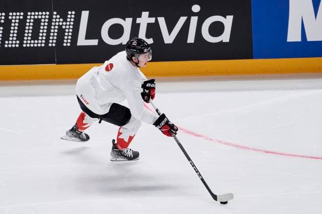 RIGA, LATVIA - MAY 11, 2022: GLASS Cody. Practice team Canada. IIHF 2023 Ice hockey, Eishockey World Championship, WM, Weltmeisterschaft  Copyright: xVITALIIxKLIUIEVx