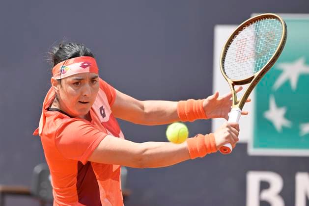 Photo Fabrizio Corradetti LaPresse May 12 2023 Rome, Italy Tennis Internazionali BNL d Italia 2023 IOns Jabeur (TUN) vs Paula Badosa (ESP) In the pic: Ons Jabeur (TUN)  Copyright: xFabrizioxCorradettix xLaPressex