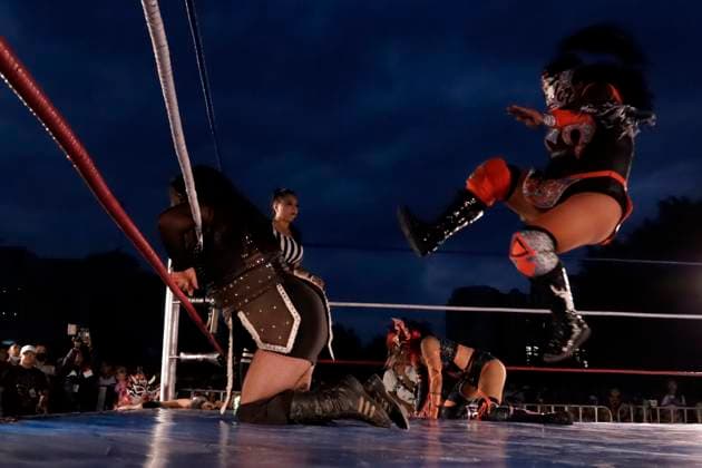 May 12, 2023, Mexico City, Mexico: Mexico City s Secretary of Culture presents a women s wrestling performance at the Revolution Monument in Mexico City. on May 12, 2023 in Mexico City, Mexico Mexico City Mexico - ZUMAe321 0247648486st Copyright: xLuisxBarronx